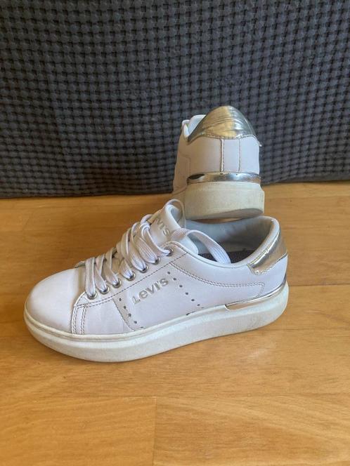 Witte damessneakers Levi's, Kleding | Dames, Schoenen, Gedragen, Sneakers of Gympen, Wit, Verzenden
