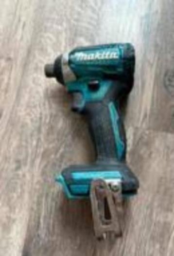 Makita DTD154 slagschroevendraaier 175nm compact schroef beschikbaar voor biedingen
