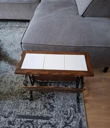 Lectuurbak/krantenbak in hele goede staat! beschikbaar voor biedingen