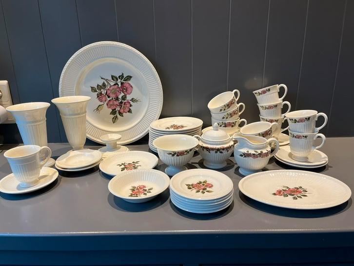 Wedgwood Briar Rose / Edme, Antiek en Kunst, Antiek | Servies compleet, Ophalen of Verzenden