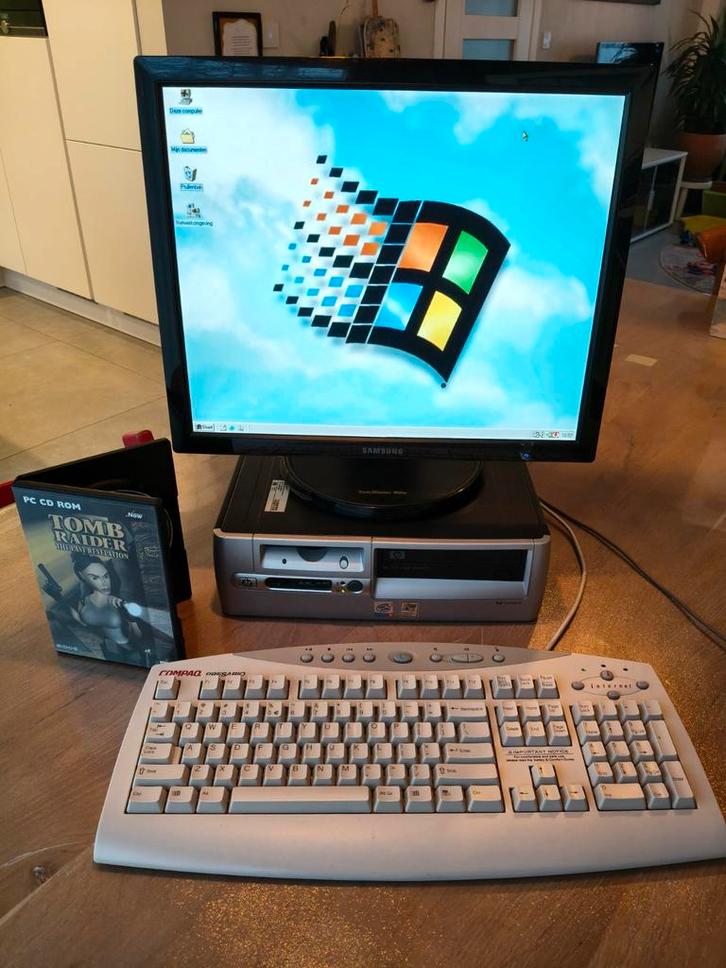 Hp Compaq windows 98 retro gaming, Computers en Software, Vintage Computers, Ophalen of Verzenden