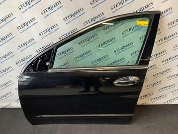 Portier 4Deurs links-voor van een Mercedes R-Klasse (197) beschikbaar voor biedingen