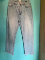 Lichtblauwe spijkerbroek met wijde pijpen NA-KD, Kleding | Dames, Spijkerbroeken en Jeans, Blauw, W30 - W32 (confectie 38/40)