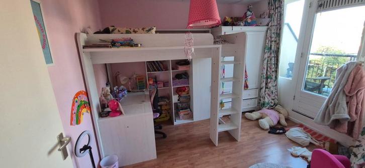Hoogslaper met bureau en kast, Kinderen en Baby's, Kinderkamer | Stapelbedden en Hoogslapers, Hoogslaper, Ophalen