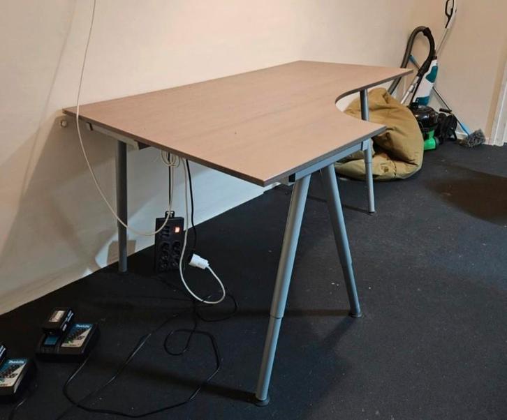 IKEA Galant Hoekbureau, Huis en Inrichting, Bureaus, Gebruikt, Bureau, In hoogte verstelbaar, Ophalen
