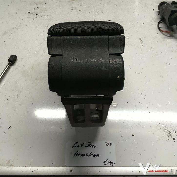 Fiat Stilo 2002  Armsteun, Auto-onderdelen, Interieur en Bekleding, Gebruikt, Ophalen of Verzenden
