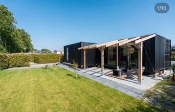 Zeecontainer /woning / modificatie / beschikbaar voor biedingen