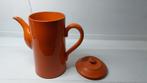Vintage Koffiepot Oranje aardewerk tuitkan met oor en deksel, Ophalen of Verzenden