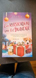 Debbie Johnson - Een kerstcadeau van het Duincafé, Boeken, Ophalen of Verzenden, Zo goed als nieuw, Nederland, Debbie Johnson