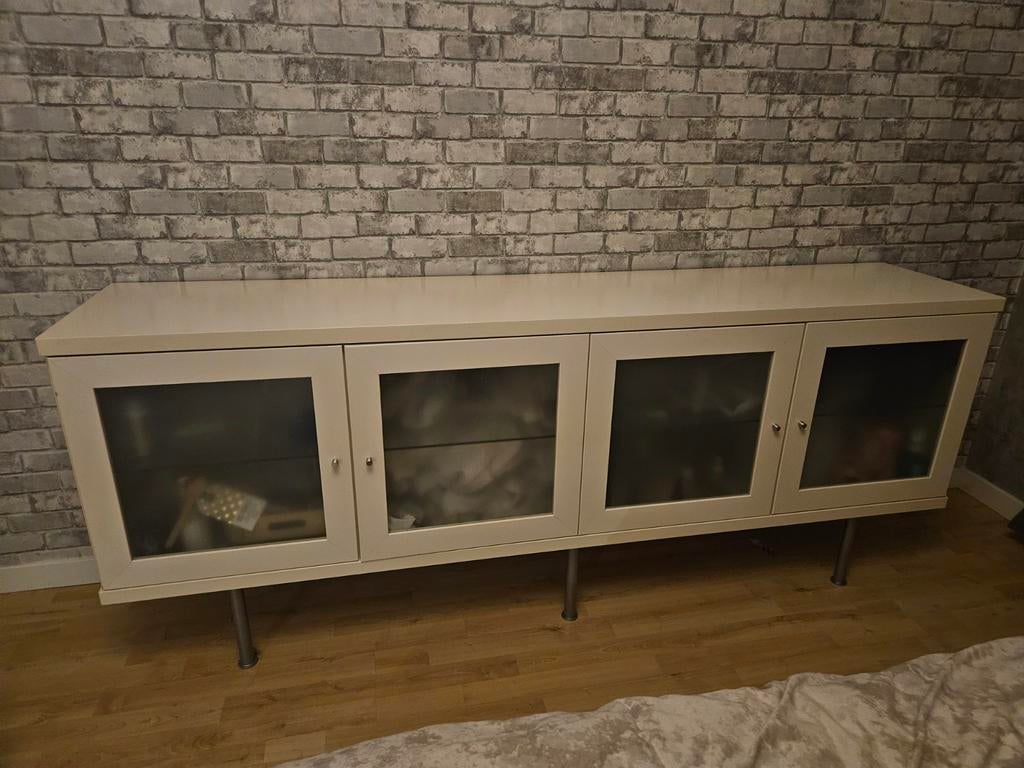 Dressoir kast met glazen deuren, Huis en Inrichting, Kasten | Dressoirs, Gebruikt, 150 tot 200 cm, 25 tot 50 cm, Met deur(en)