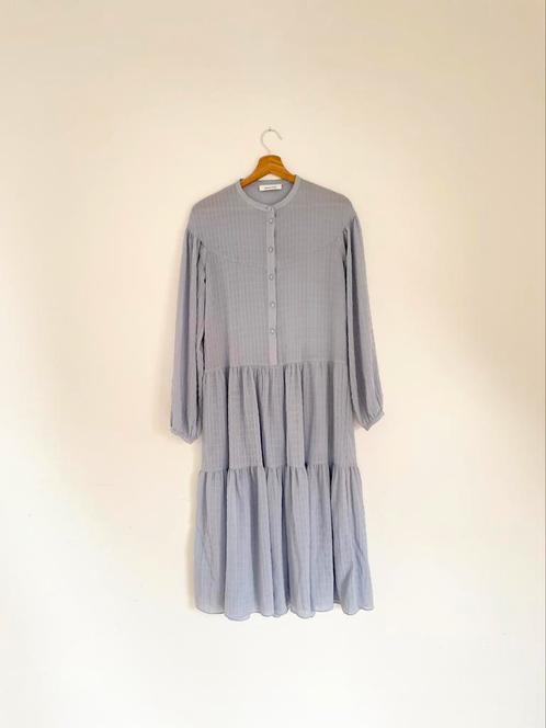 Samsoe Samsoe Rhonda Dress – Mt XS/S - np €170, Kleding | Dames, Jurken, Zo goed als nieuw, Maat 34 (XS) of kleiner, Blauw, Onder de knie