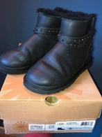 UGG mini, Kleding | Dames, Schoenen, UGG, Zwart, Snowboots, Ophalen of Verzenden