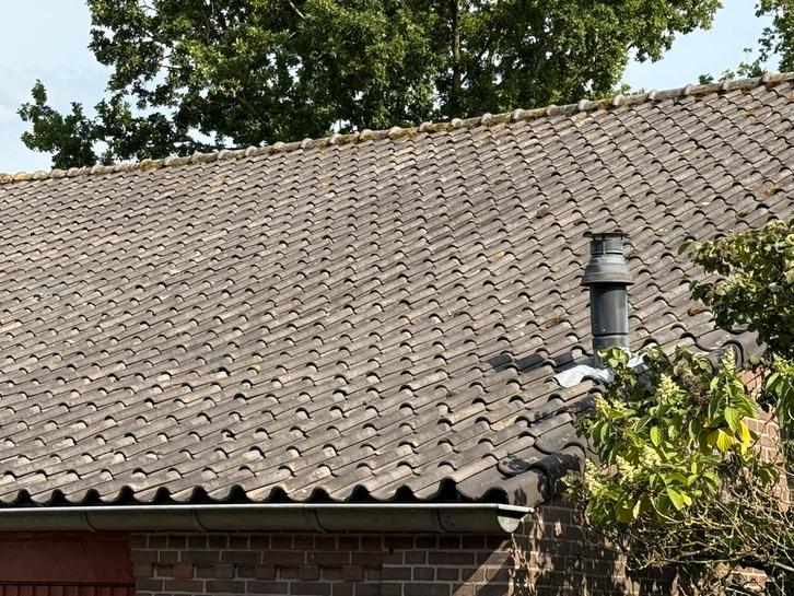 Dakpannen O & Z - grijs gebruikt in vijf kratten, Doe-het-zelf en Verbouw, Dakpannen en Dakbedekking, Gebruikt, Dakpannen, Steen of Klei