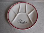 Fonduebord "La Fondue" La Louviere Boch Belgium, Huis en Inrichting, Ophalen of Verzenden, Zo goed als nieuw, Bord(en), Overige stijlen