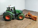 Te koop Siku Fendt 939 Vario met Holaras schuif Vervuild. (A, Hobby en Vrije tijd, Modelauto's | 1:32, Ophalen of Verzenden, Zo goed als nieuw