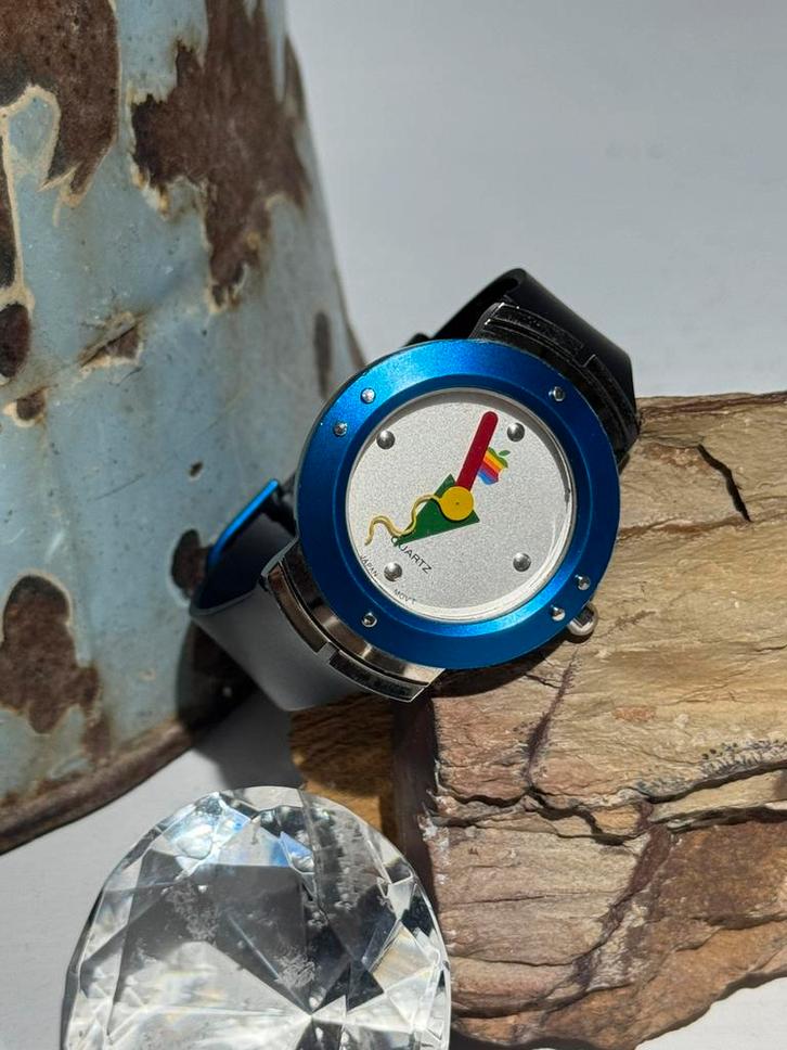 Originele MacOS Apple Horloge uit 1995, Computers en Software, Apple Desktops, Zo goed als nieuw, Overige modellen, Onbekend, Onbekend