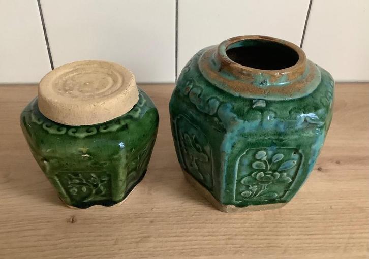 Twee mooie oude groene Chinese gemberpotten, Antiek en Kunst, Antiek | Keramiek en Aardewerk, Ophalen of Verzenden