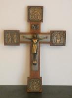 Wand kruisbeeld met applicatie [1938], Ophalen