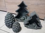 Stenen kerstboom / theelichthouders  en dennenappels, Diversen, Ophalen of Verzenden, Nieuw