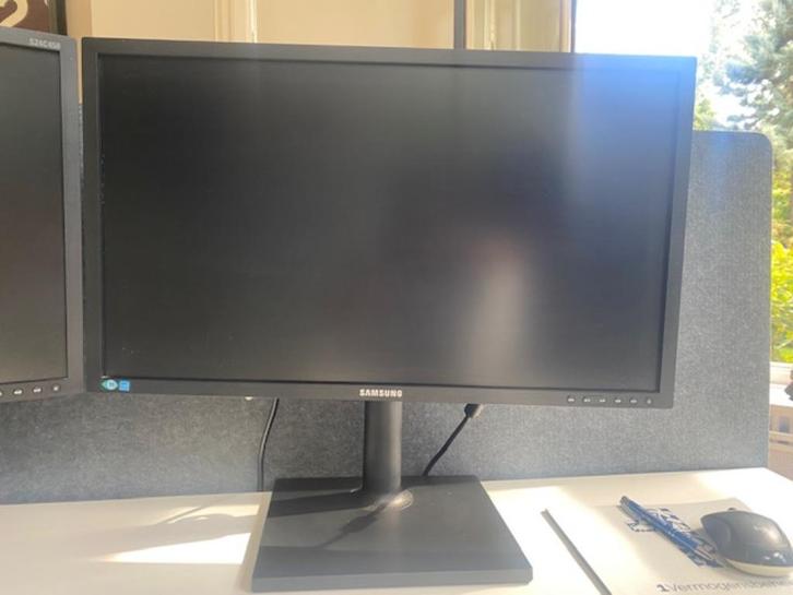 13x Samsung monitoren te koop (Samsung S24C450B - 24 inch), Computers en Software, Monitoren, Zo goed als nieuw, 60 Hz of minder