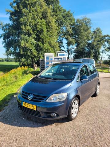Volkswagen Golf Plus 2.0 FSI 110KW AUT 2005 Blauw beschikbaar voor biedingen