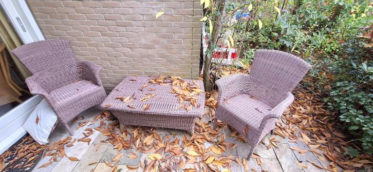 Twee tuinsets 4 Seasons, Tuin en Terras, Tuinsets en Loungesets, Gebruikt, Tuinset, Wicker, 2 zitplaatsen, Bijzettafel, Stoel