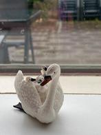 Sleich zwaan met jonkies op haar rug, Ophalen of Verzenden, Zo goed als nieuw