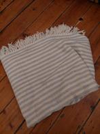 Picknickkleed - 140 cm - met klein vlekje, Ophalen of Verzenden, Gebruikt