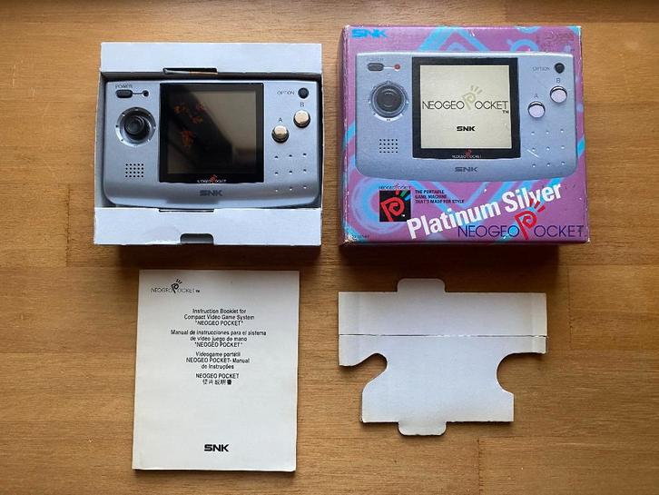 Neo geo pocket platinum silver boxed, Spelcomputers en Games, Spelcomputers | Overige, Gebruikt, Ophalen of Verzenden