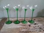 Kleine glaasjes op hoge groene voet, Ophalen of Verzenden, Gebruikt, Borrel- of Shotglas