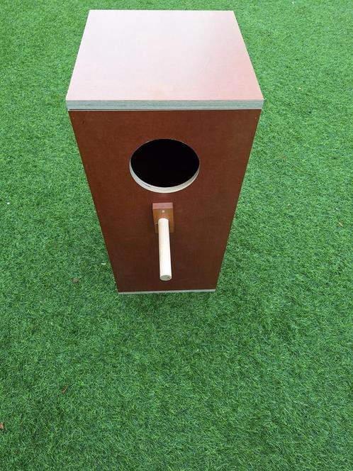 Te koop bosuil nestkast, Dieren en Toebehoren, Vogels | Hokken en Kooien, Zo goed als nieuw, Vogelkooi, Hout, Ophalen