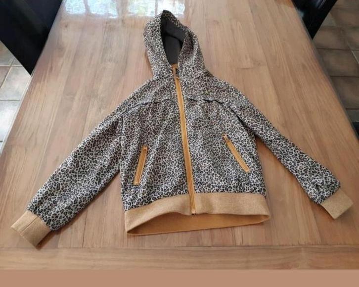 Mooi zomerjasje, maat 140/ 10. Like Flo., Kinderen en Baby's, Kinderkleding | Maat 140, Zo goed als nieuw, Meisje, Jas, Ophalen of Verzenden