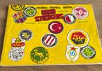 MONTY album club stickers. Met 163 stickers ingeplakt, Verzamelen, Sportartikelen en Voetbal, Gebruikt, Ophalen of Verzenden, Poster, Plaatje of Sticker