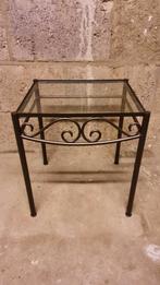 2 Nachtkastjes IJzer/Glas, Minder dan 55 cm, Gebruikt, Vierkant, Glas