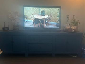 Mooi oud dressoir beschikbaar voor biedingen