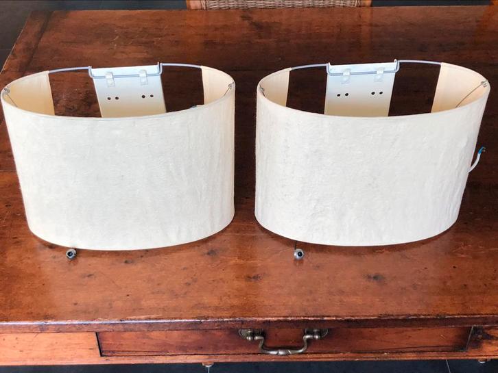 Twee crèmekleurige wandlampjes, bedlampjes (Ikea), Huis en Inrichting, Lampen | Wandlampen, Gebruikt, Ophalen