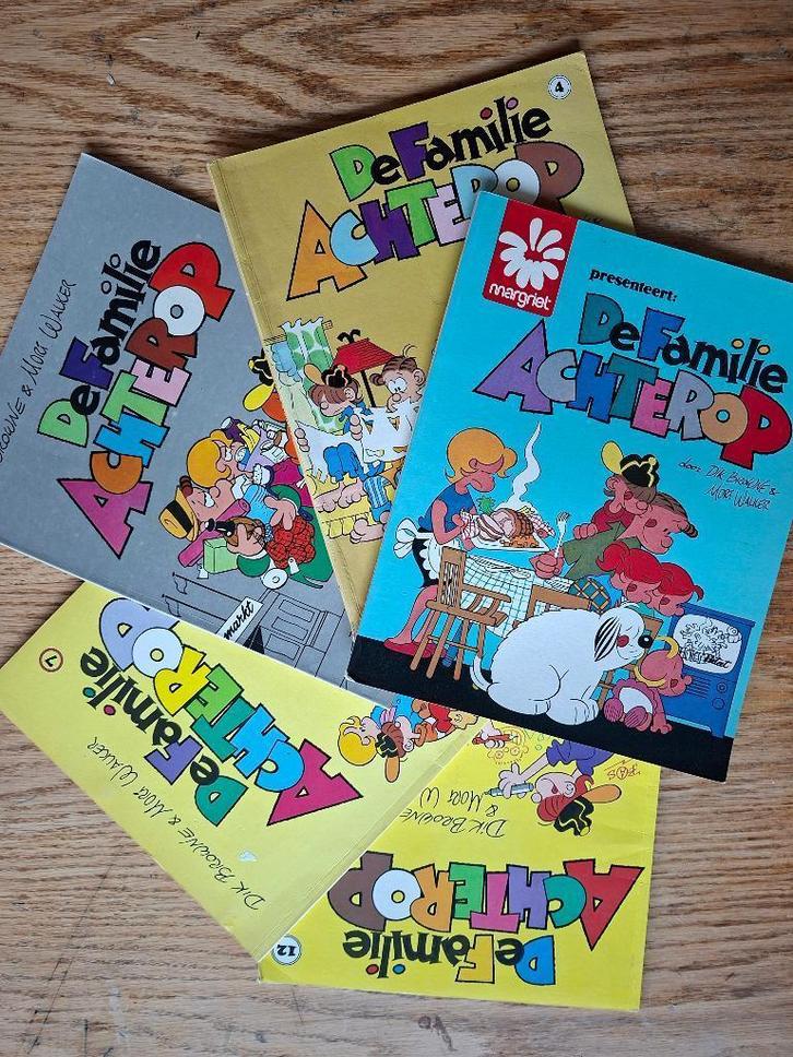 Familie Achterop 5x ook los te koop, Mort Walker Dik Browne, Boeken, Stripboeken, Gelezen, Meerdere stripboeken, Ophalen of Verzenden