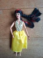 Mooie barbiepop met gele jurk uit 1998, Kinderen en Baby's, Speelgoed | Poppen, Ophalen of Verzenden, Gebruikt, Overige typen