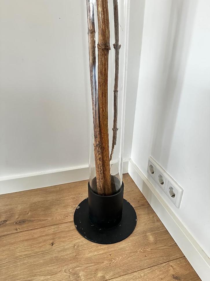 Hoge cilindrische vaas van acryl met metalen voet, Huis en Inrichting, Woonaccessoires | Vazen, Gebruikt, Zwart, 75 cm of meer