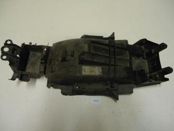 CBR1100XX 1996 - 1998 Honda Batterijbak D1-11137 beschikbaar voor biedingen