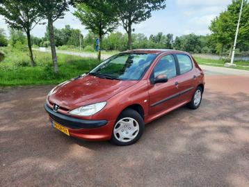 Peugeot 206 1.6-16V XT | automaat | apk: 30-04-2026 | beschikbaar voor biedingen