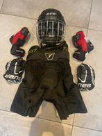 Ijshockey set: CCM broek, Bauer handschoenen en beschermers, Sport en Fitness, IJshockey, Ophalen, Gebruikt, Kleding