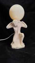 Tafellamp Griekse god atlas jrn 60/70, lees de beschrijving, Ophalen of Verzenden, Zo goed als nieuw, Minder dan 50 cm