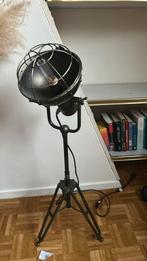 Industriële vloerlamp, Ophalen, Zo goed als nieuw