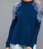 Free People Daniella Blue Embroidered Sweater Top size XS, Ophalen of Verzenden, Zo goed als nieuw, Blauw
