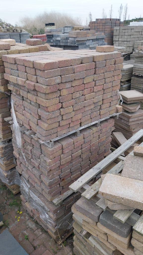 trommelsteen cobblestone bont 15x15 cm tweedehands, Tuin en Terras, Tegels en Klinkers, Gebruikt, Klinkers, Beton, 10 m² of meer