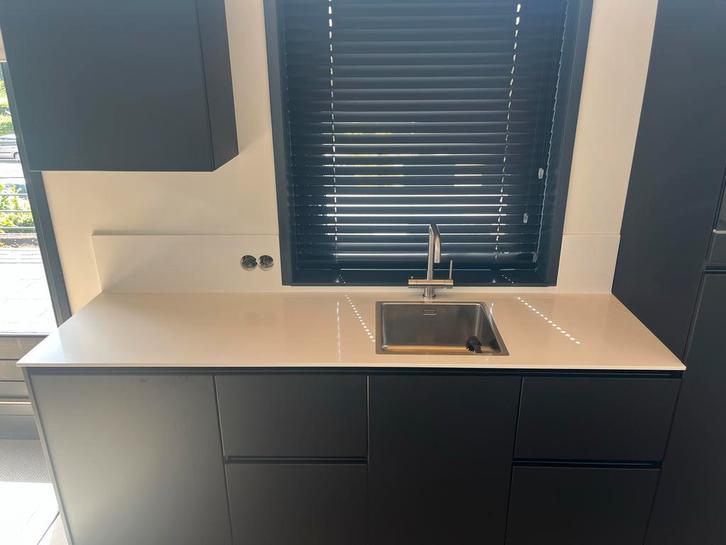 Nieuw Composiet Aanrechtblad - 212,6x61,5 cm, Huis en Inrichting, Keuken | Complete keukens, Nieuw, Overige typen, Wit, Composiet