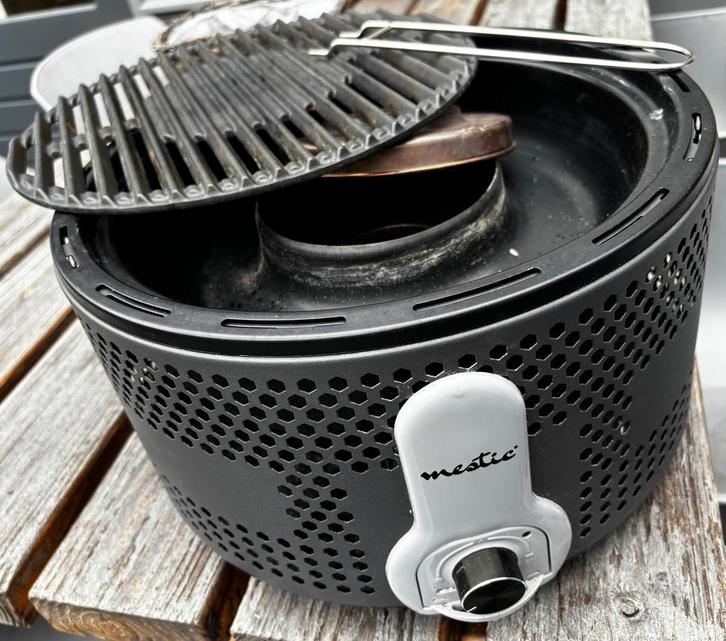 Mestic HB-200 draagbare houtskoolbarbecue, Tuin en Terras, Houtskoolbarbecues, Zo goed als nieuw, Ophalen of Verzenden