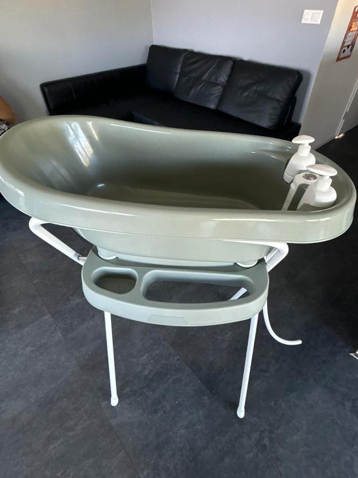 Baby badje compleet, Kinderen en Baby's, Badjes en Verzorging, Zo goed als nieuw, Badje, Bébé-jou, Standaard, Ophalen