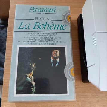 Puccini's opera La Bohème, met Luciano Pavarotti  beschikbaar voor biedingen